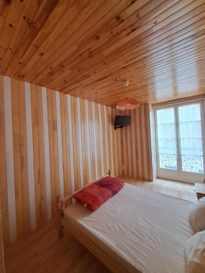 Appartement 3 Chambres Cauterets Exteriör bild